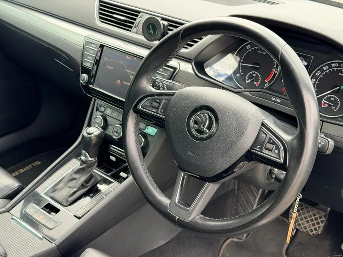 2016 Skoda Superb 2.0 TDI STYLE Automatic - Image 4