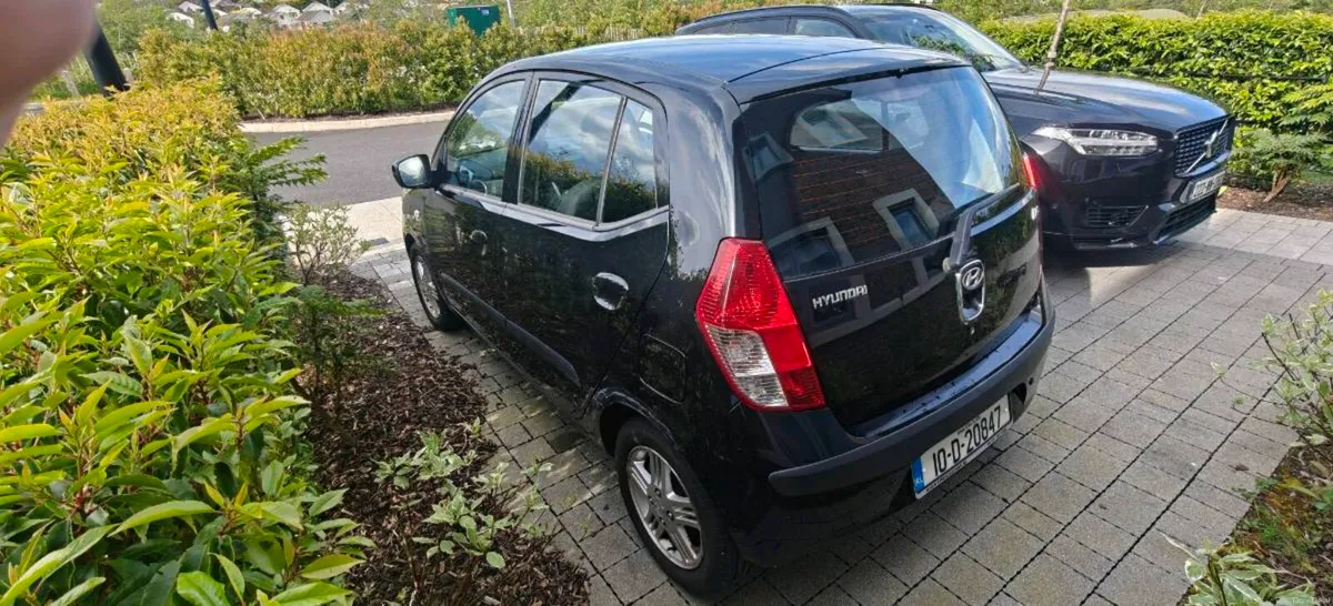 Hyundai i10 automatic - Image 3