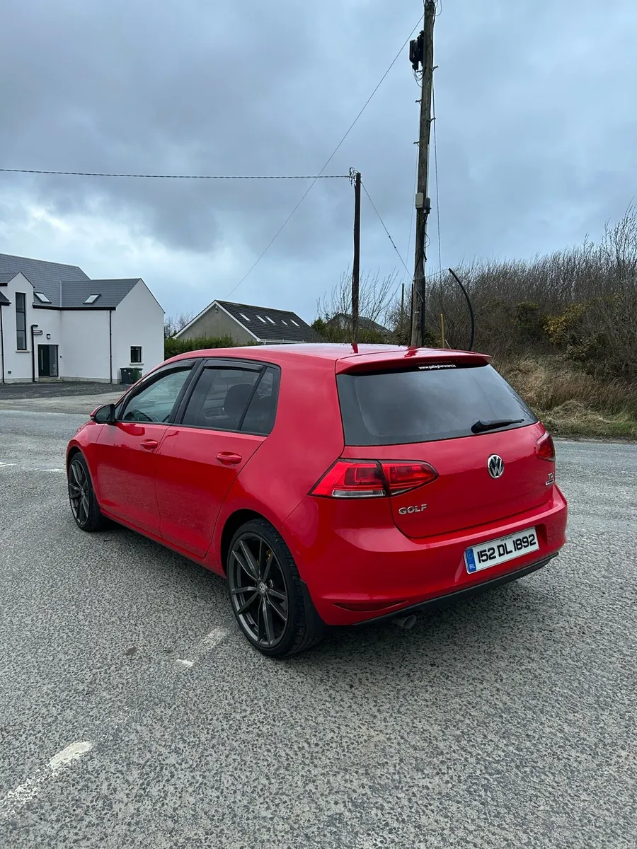 2015 Volkswagen Golf - Image 4