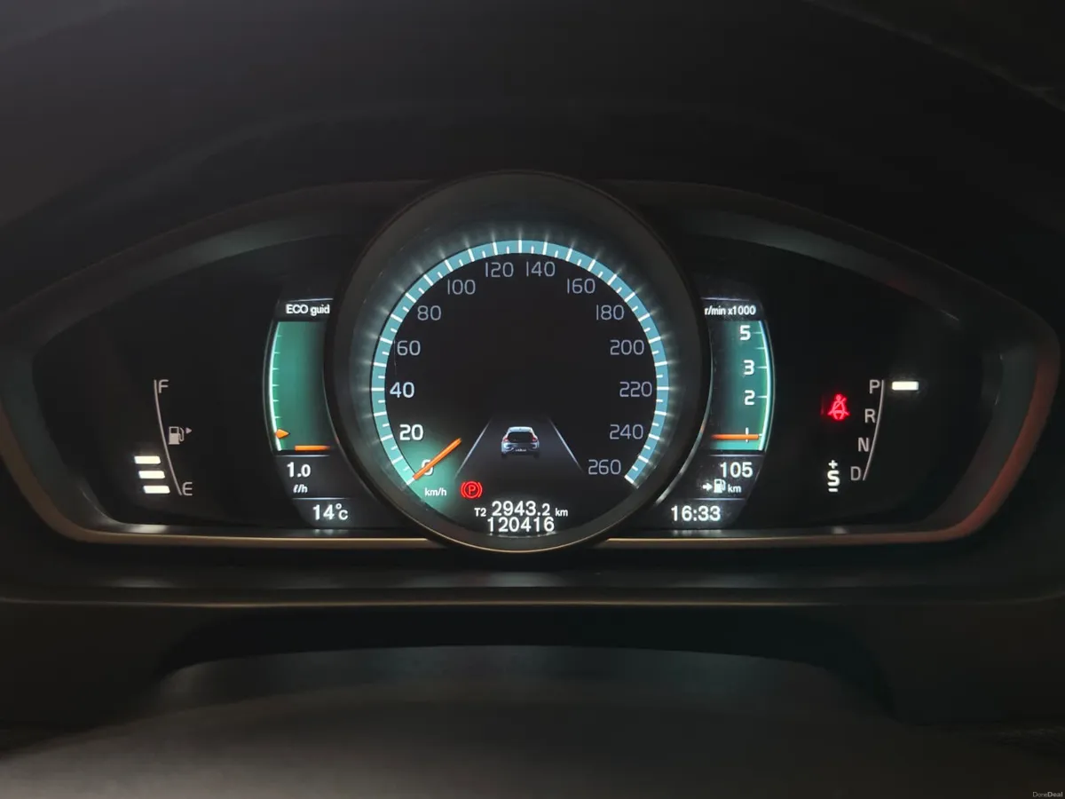 Volvo V40 2015 - Image 3