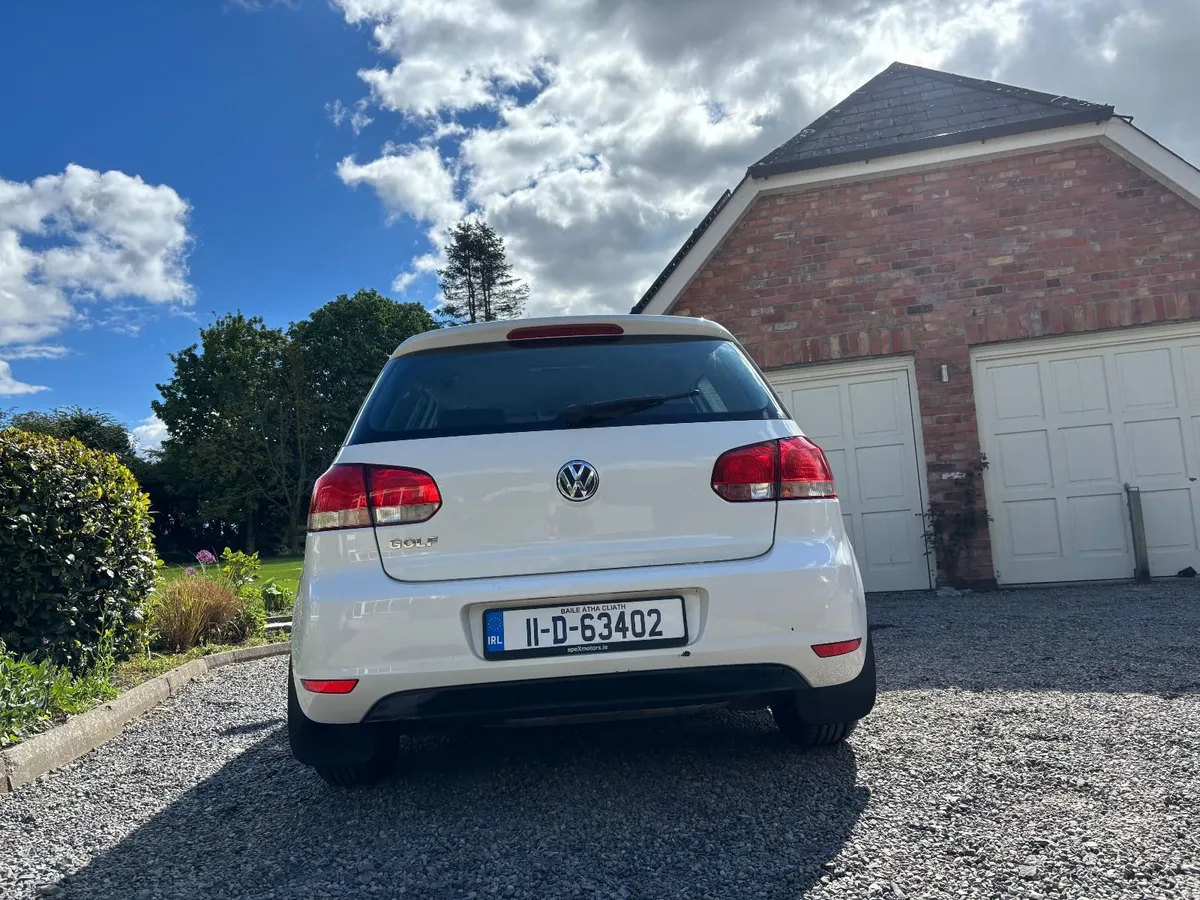 Volkswagen Golf 2011 - Image 4