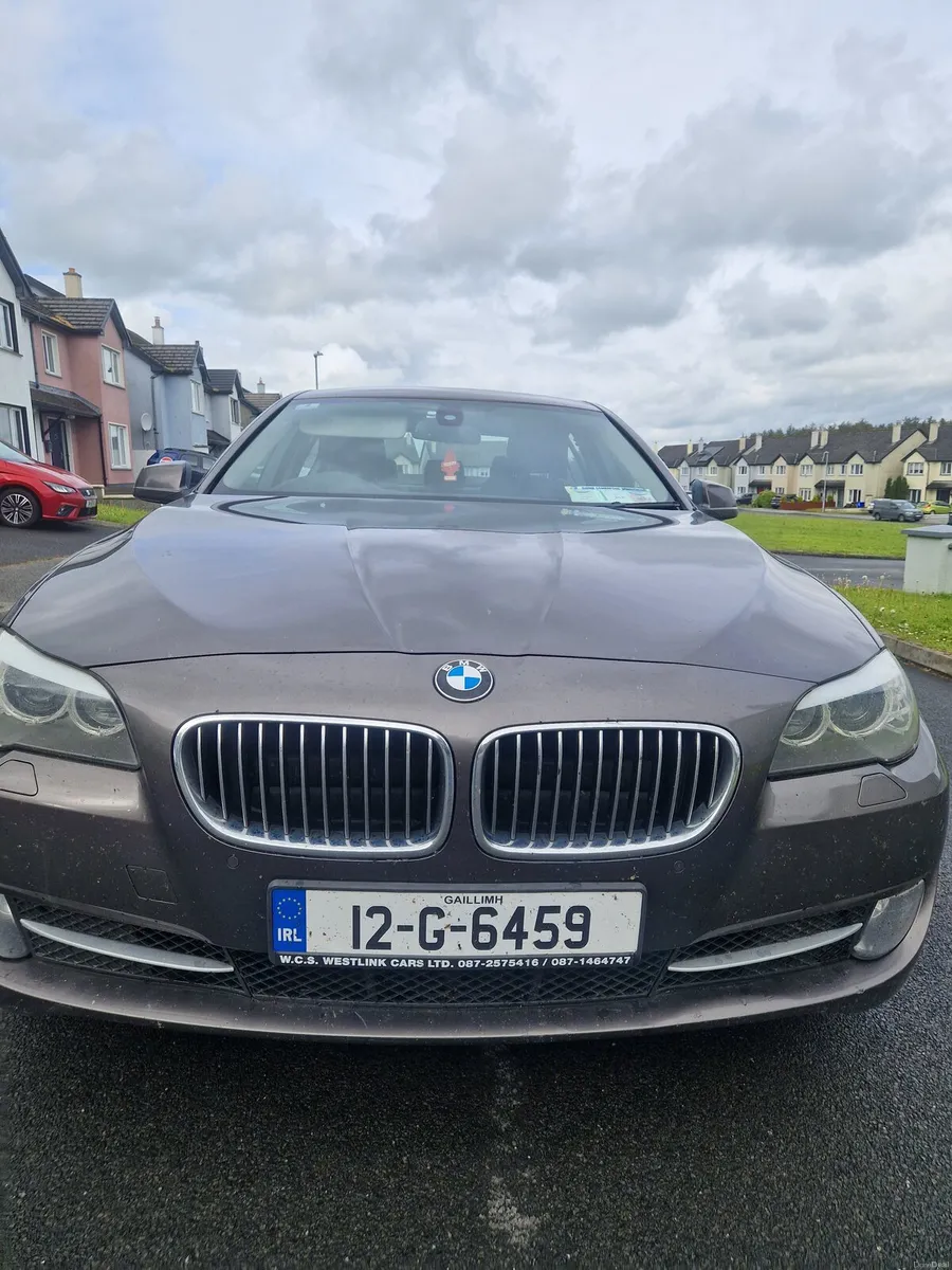 BMW 5-Series 2012 - Image 2