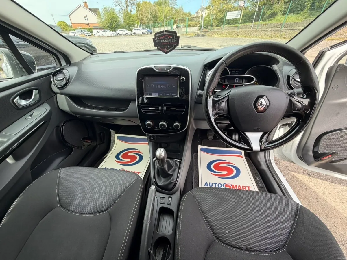 Renault Clio - Image 5