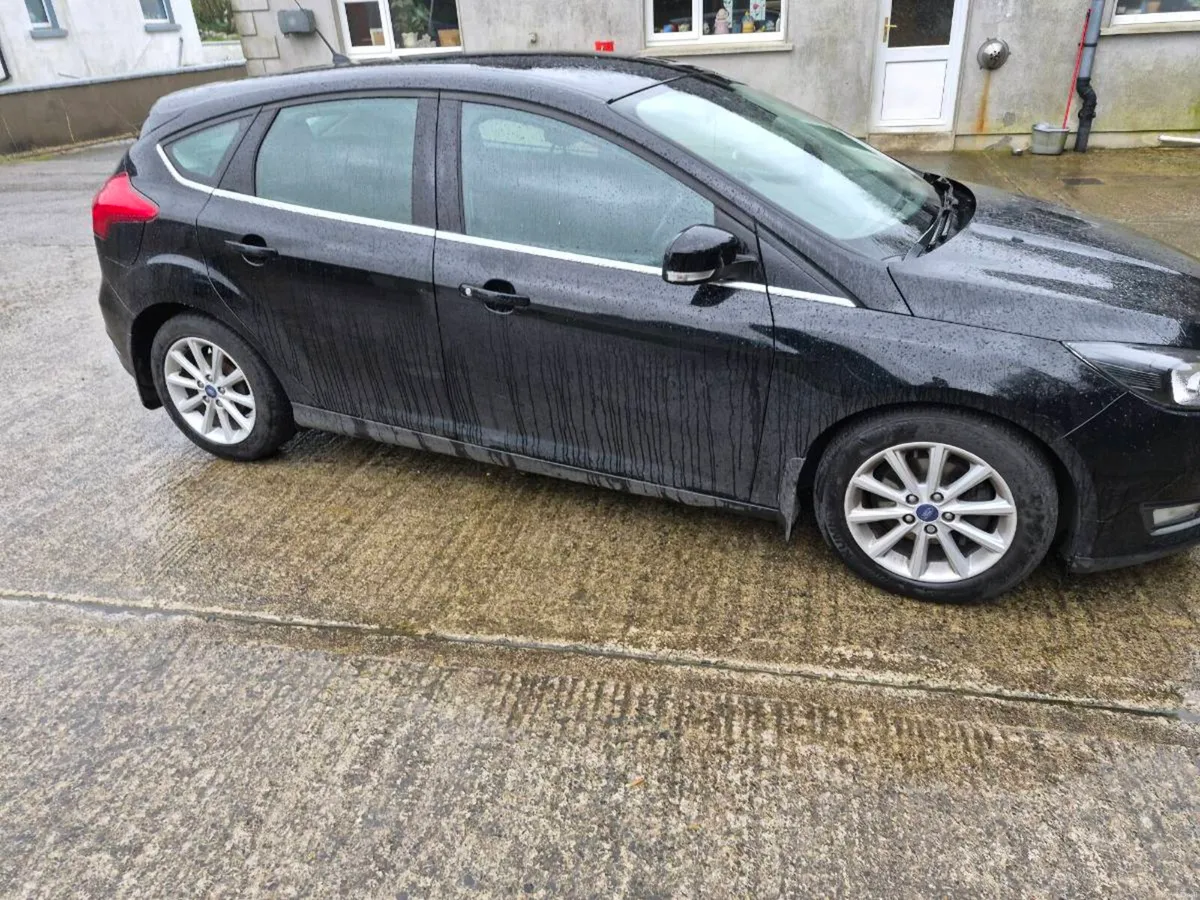 Ford focus titanium - Image 4