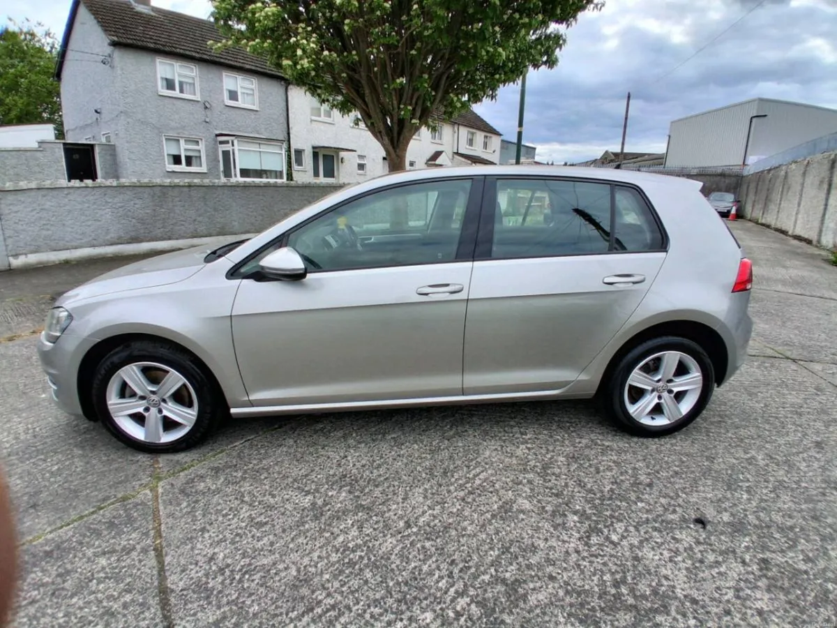 Car - Image 2