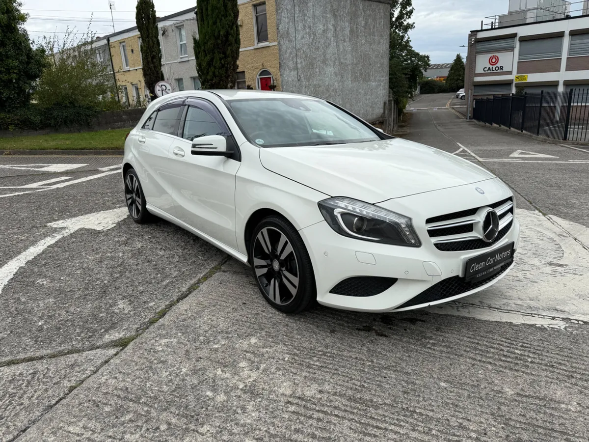 MERCEDES A180 1.6 PETROL AUTOMATIC - Image 4