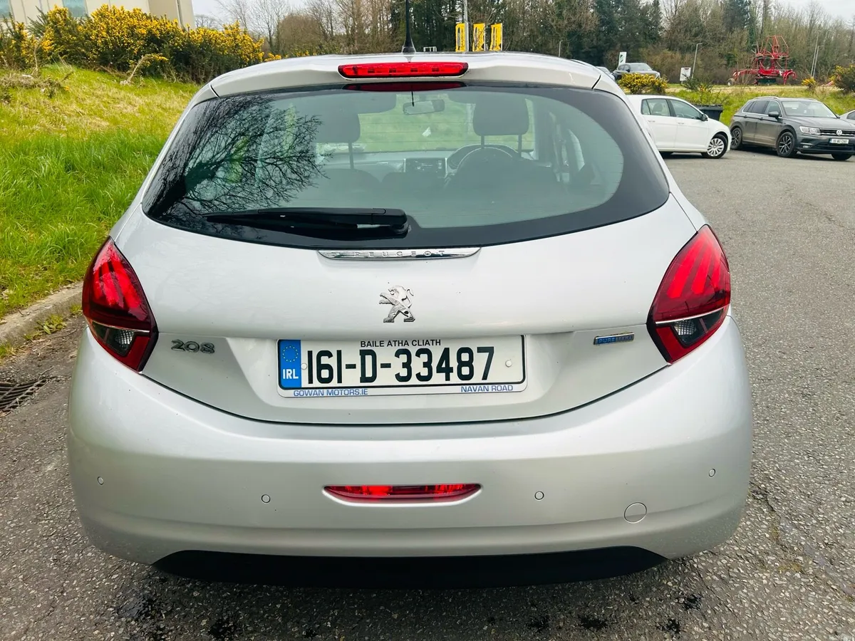 Peugeot 208 1.2 litre 2016 NCT 2028 - Image 4