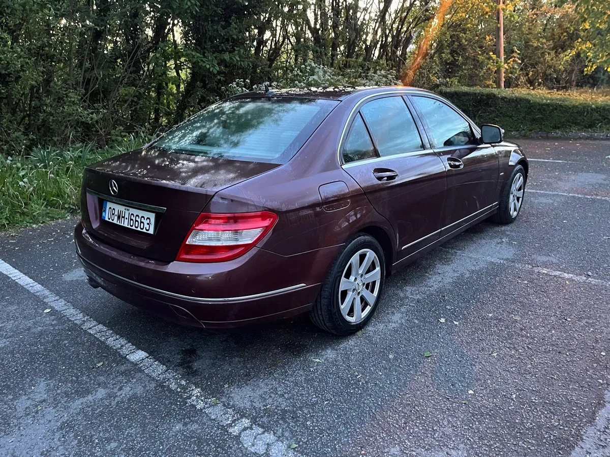 2008 c220 cdi Mercedes - Image 3
