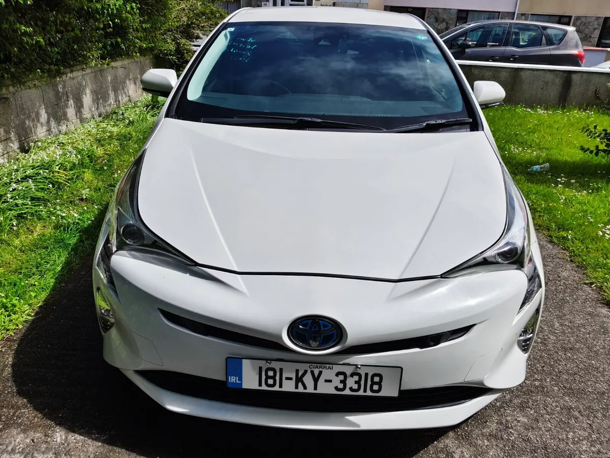 Toyota Prius ZVW50. 2018 - Image 3