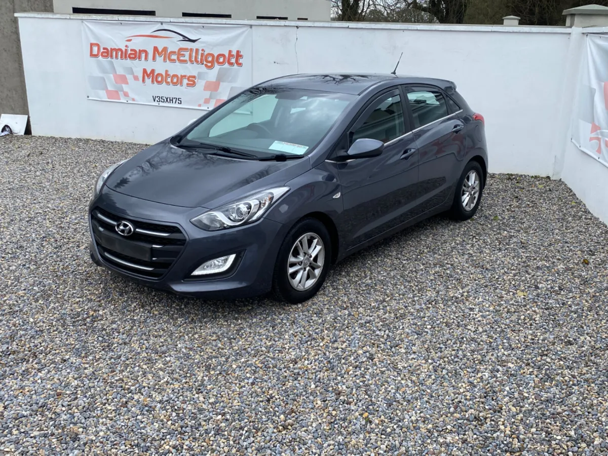 2016 Hyundai i30 SE BLUE DRIVE - Image 2