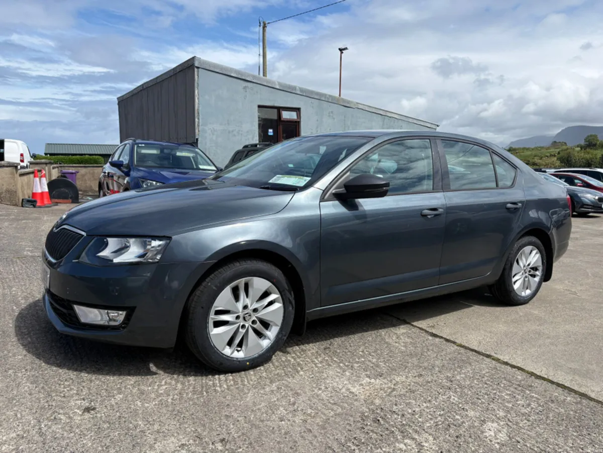 Skoda Octavia ACTIVE 1.6 TDI 110HP 4DR - Image 2