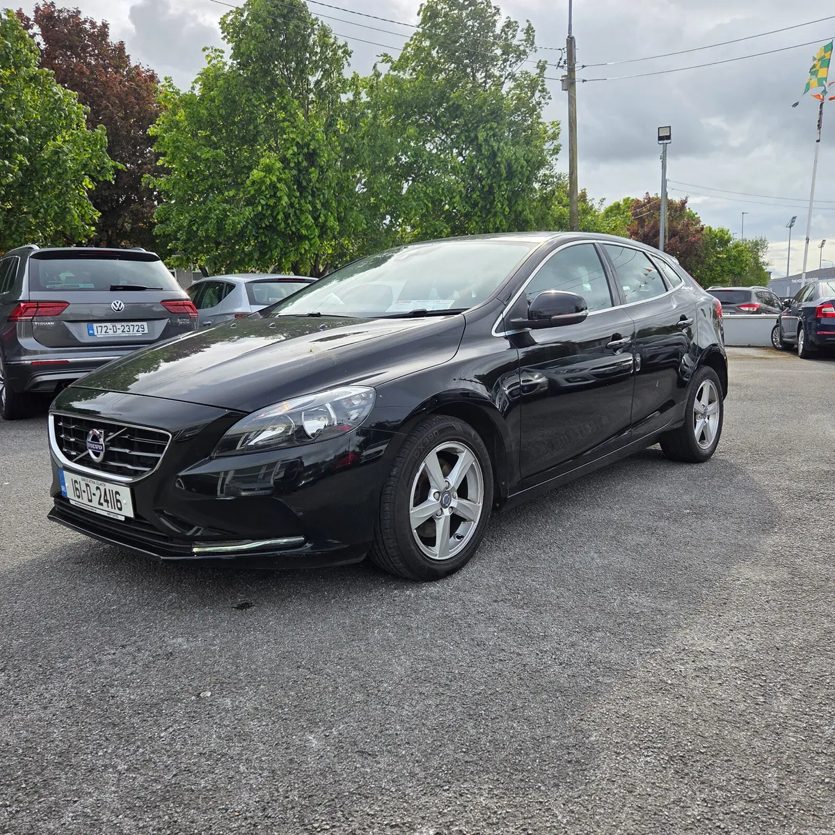 Volvo V40 2016 Petrol 5DR - Image 3