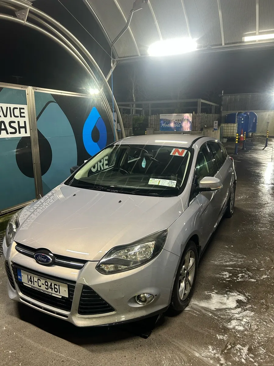 2014 ford focus - Image 2