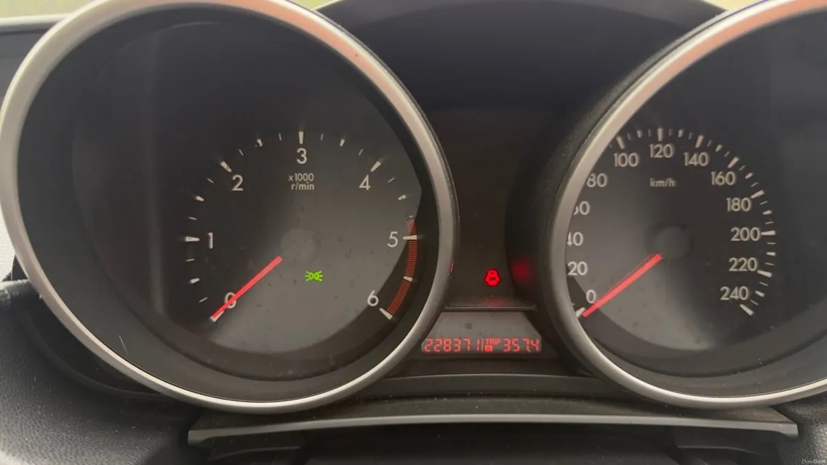 Mazda Mazda3 2010 - Image 4