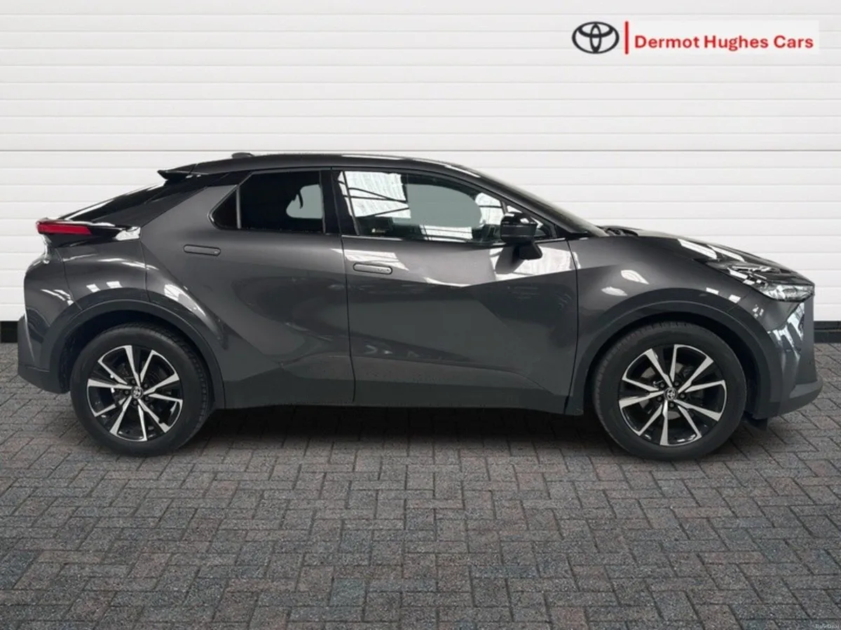Toyota C-HR HYBRID SPORT AUTO - Image 3