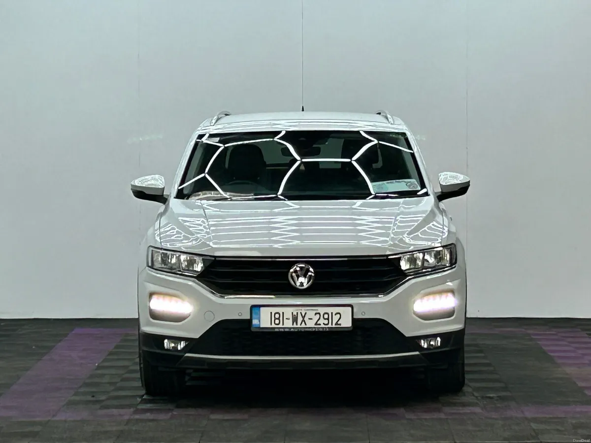 2018 Volkswagen T-Roc 1.5 TSI, Automatic - Image 2