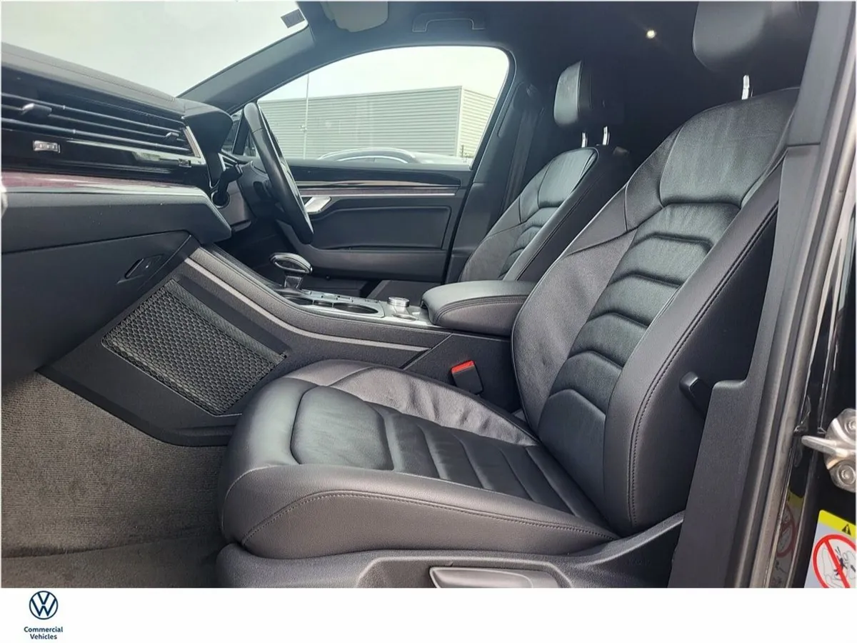 Volkswagen Touareg COMMERCIAL 3.0 TDI V6 4MOTION 2 - Image 4