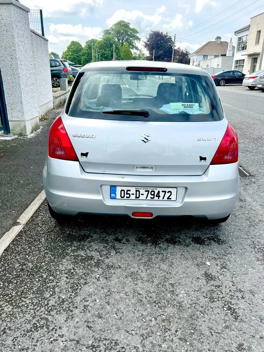 Suzuki swift 2005 - Image 1