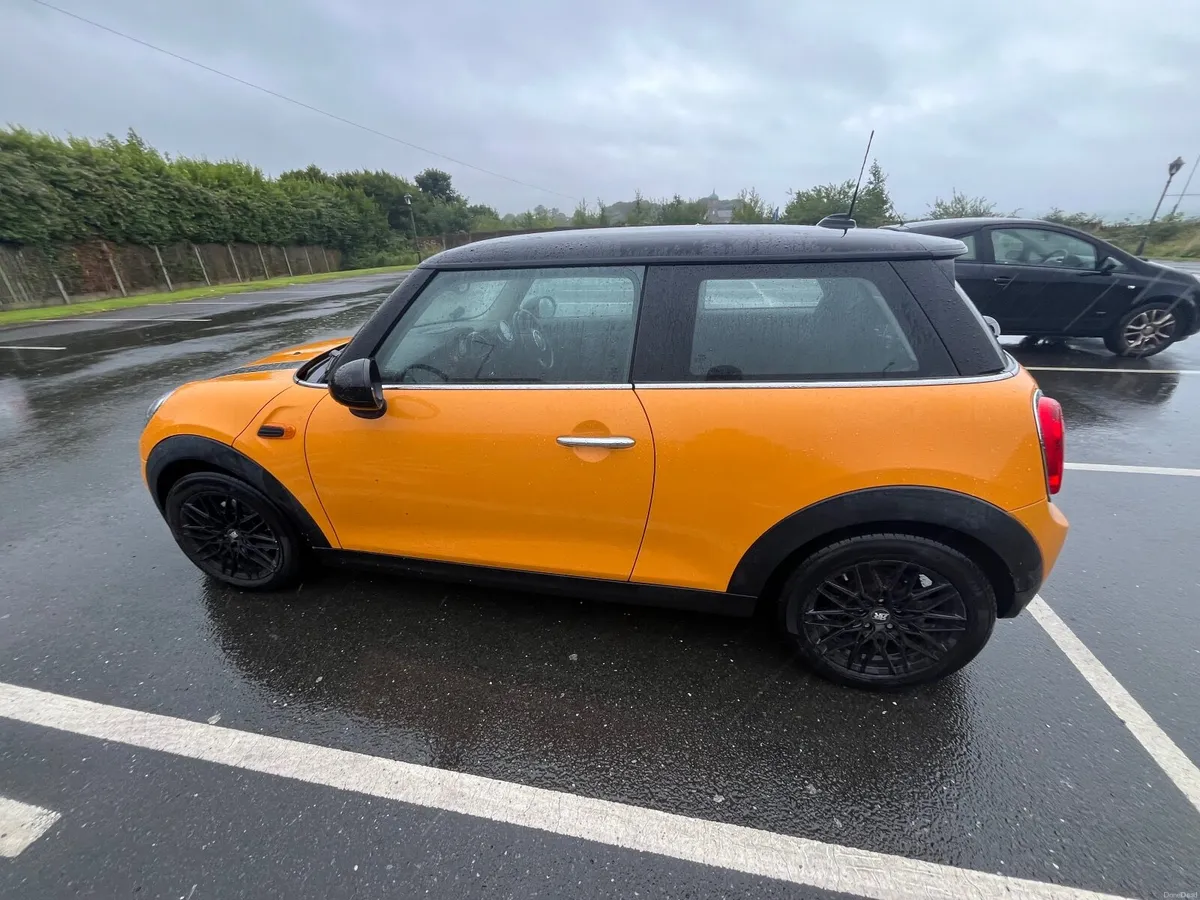 Mini Cooper 2015 - Image 4