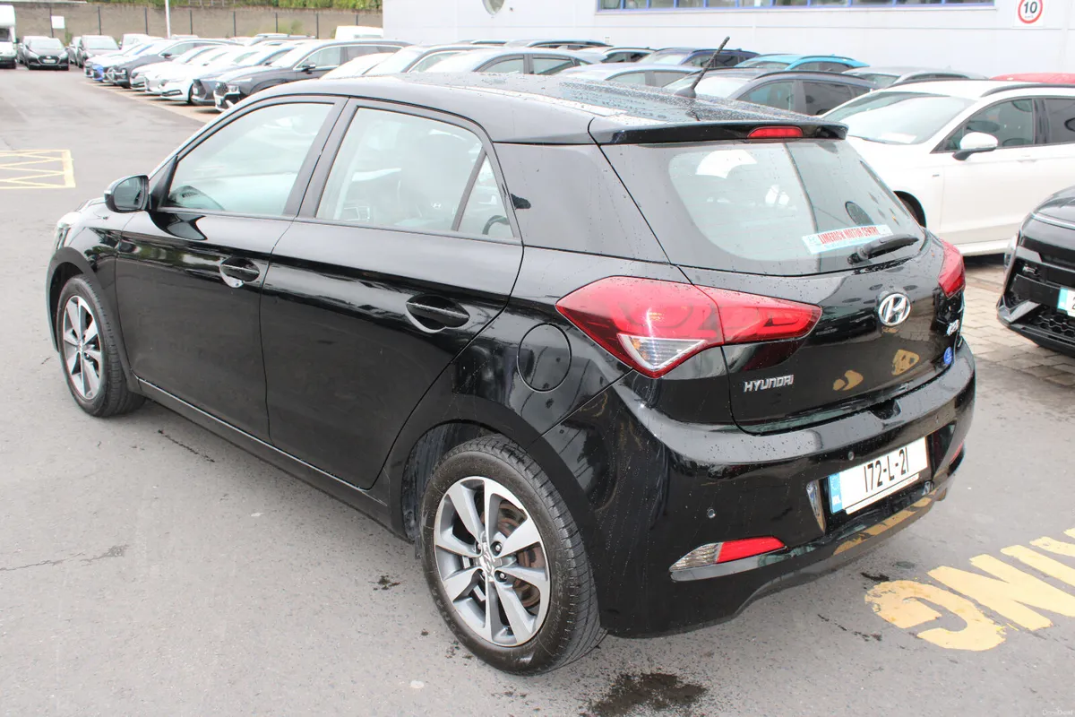 Hyundai i20 2017 - Image 3