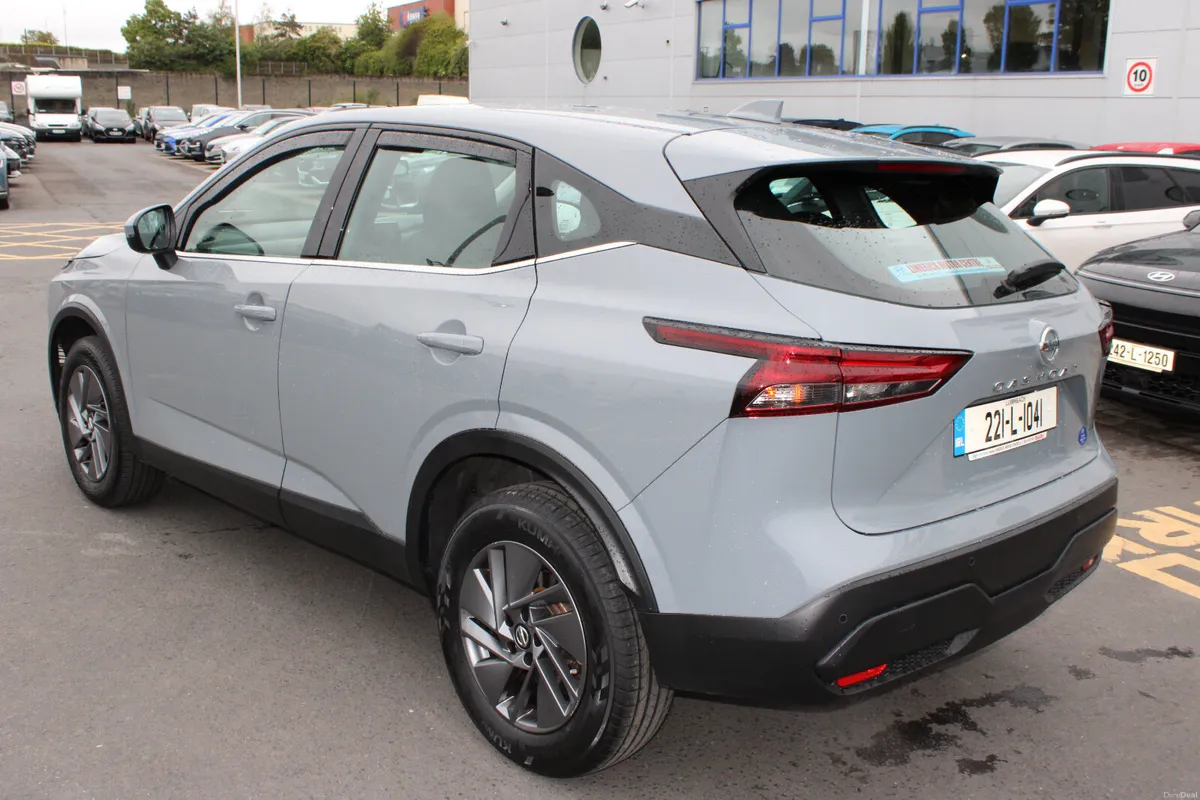 Nissan Qashqai 2022 - Image 3