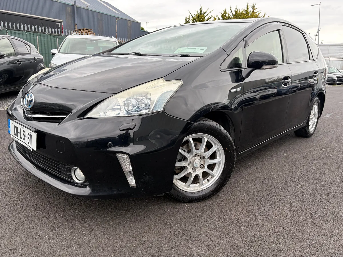 2013 Toyota Prius Alpha 7 Seater NEW NCT - Image 4