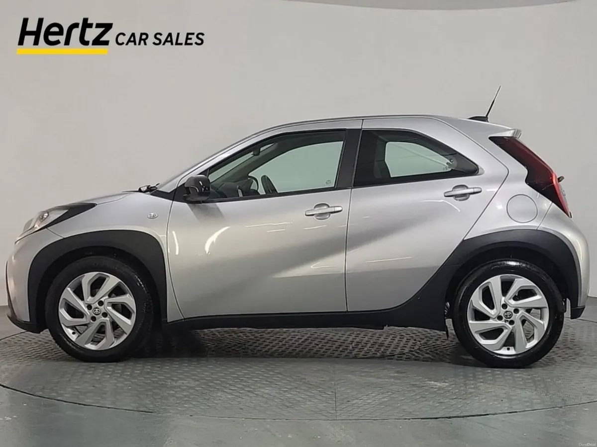 Toyota Aygo X X PULSE 1.0 Petrol Manual - Image 3