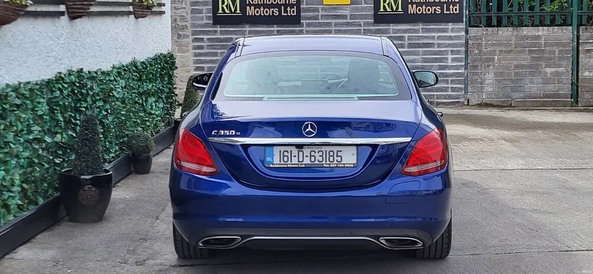 Mercedes-Benz C-Class 2016 plug-in Hybrid - Image 6