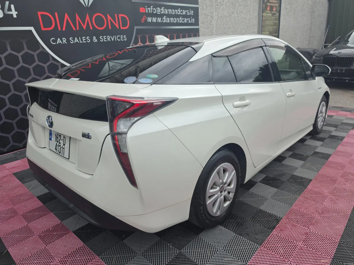 162 TOYOTA PRIUS new NCT 5/28 - Image 5