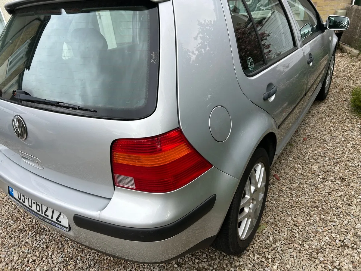 Volkswagen Golf 2003 - Image 2