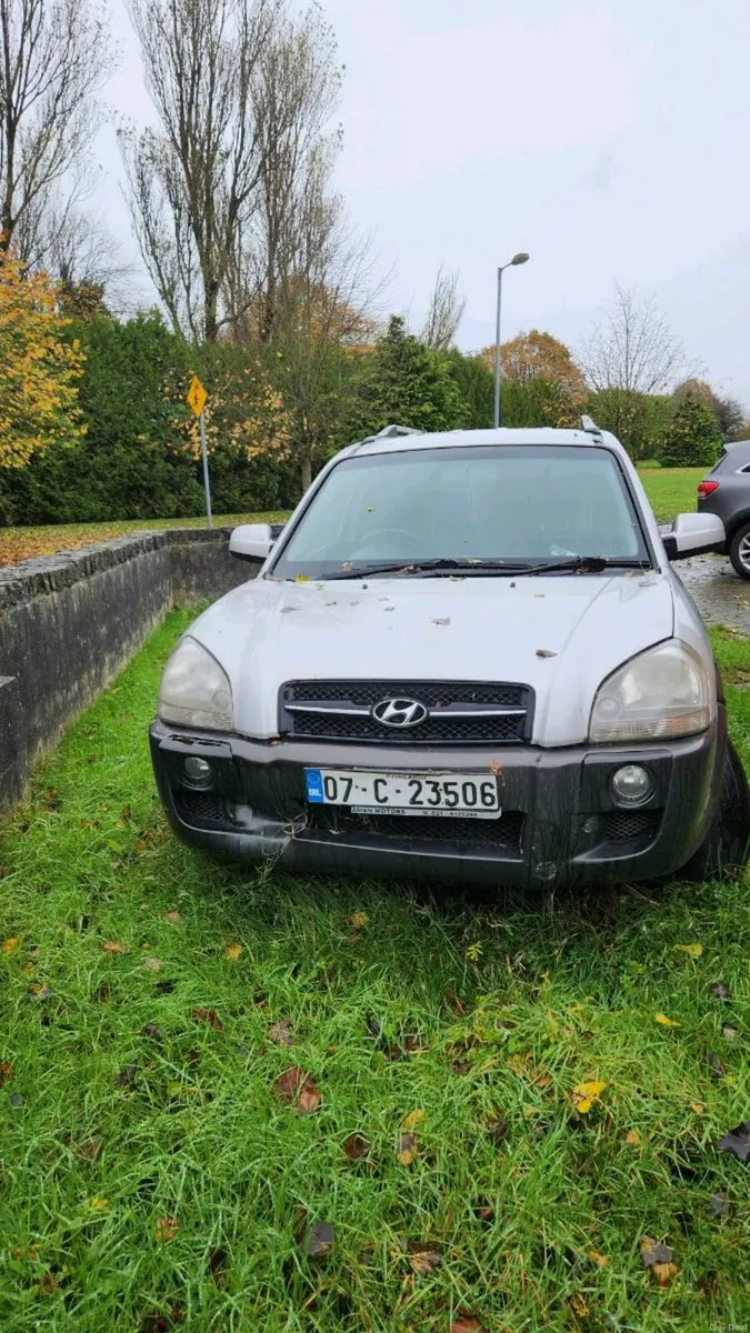 07 Hyundai Tucson - Image 1