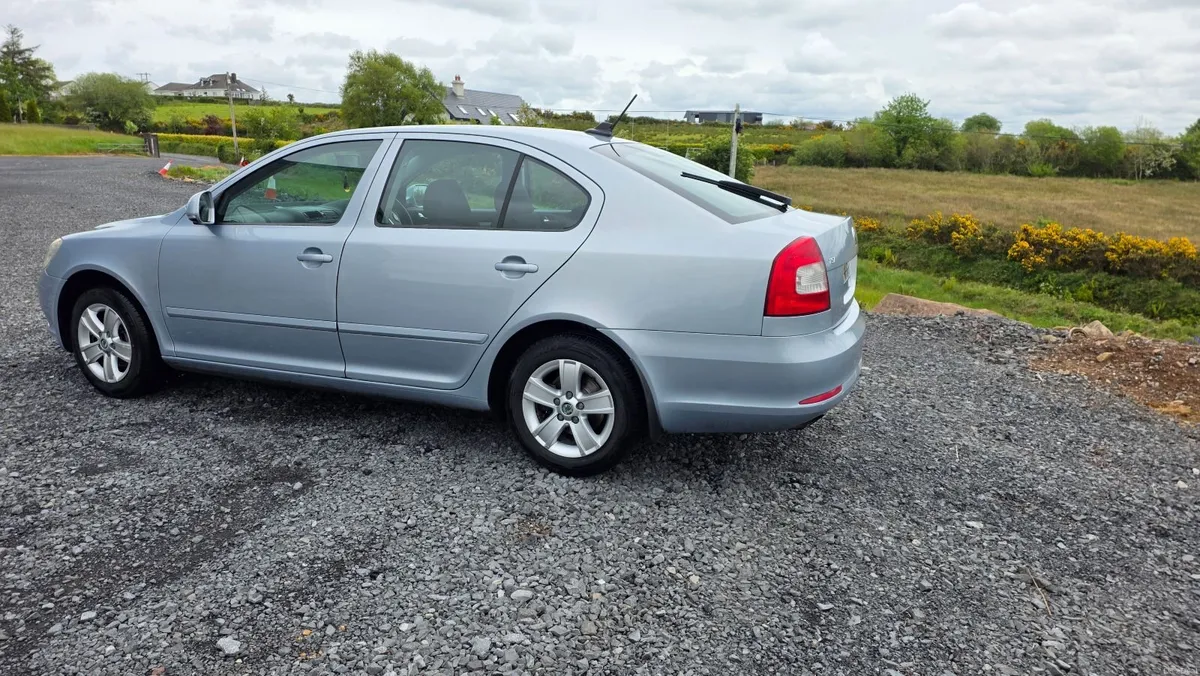 Skoda Octavia 2011 - Image 3