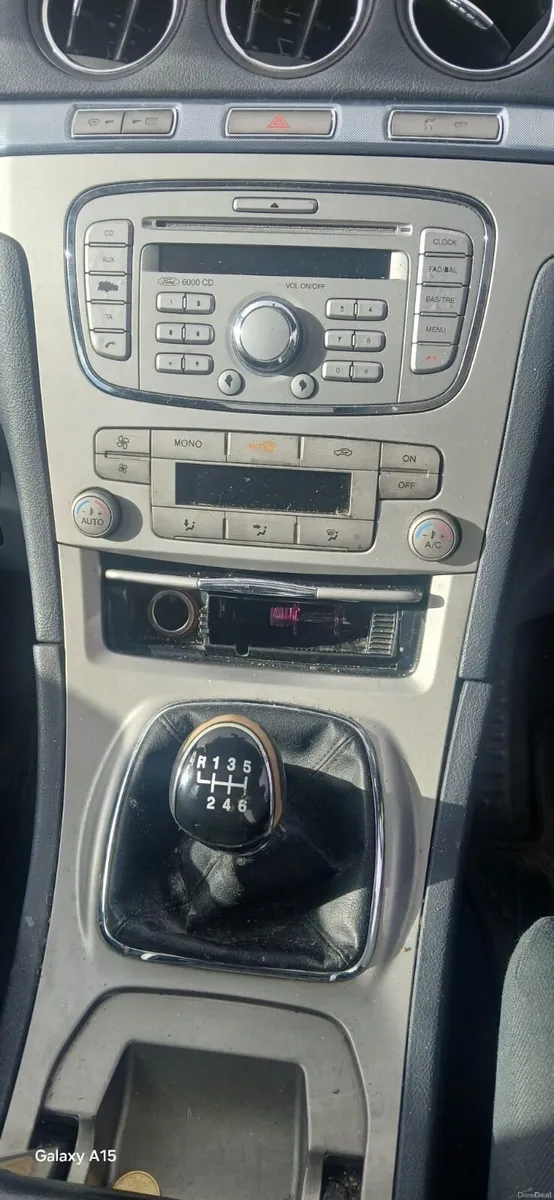 FORD S-MAX ZETEC 2L TDCI FOR SALE - Image 4