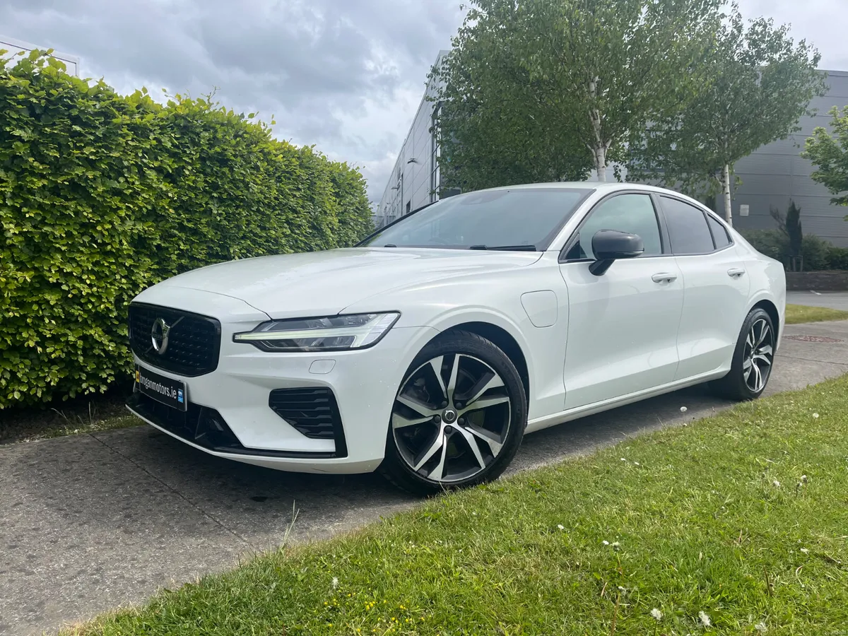 Volvo S60 2021 2.0 T8 AWD PP In Hybrid - Image 6