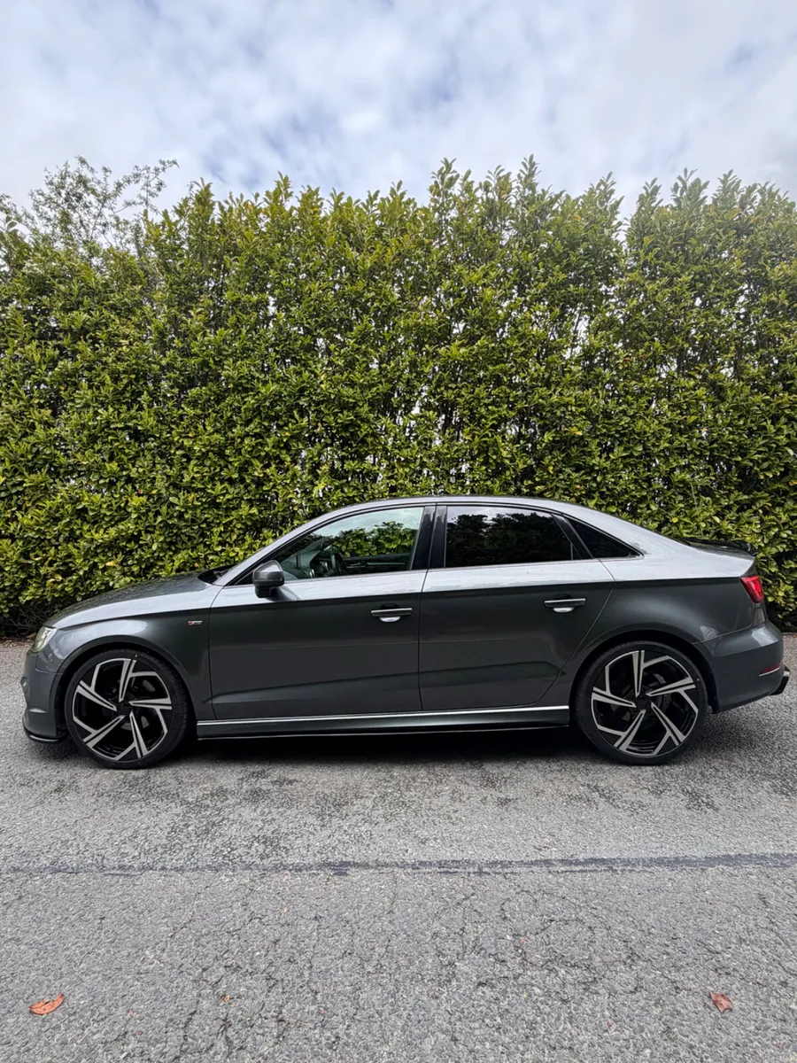 Audi A3 2015 S LINE - Image 4