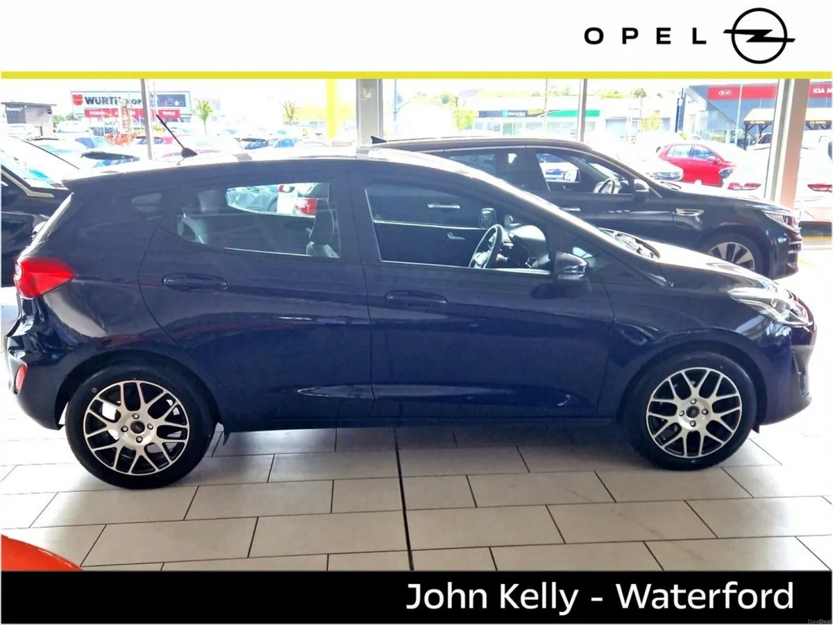 Ford Fiesta Zetec 1.1  70PS - Image 2