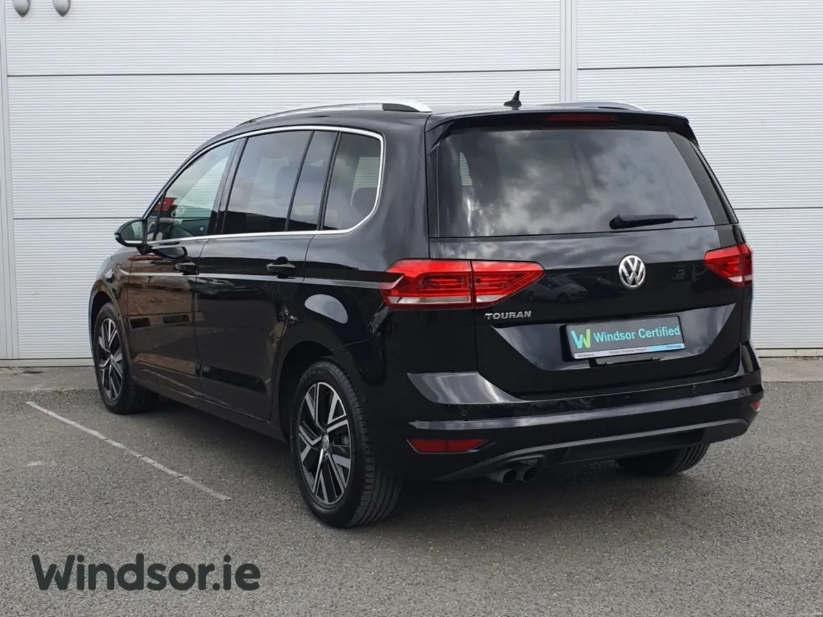 Volkswagen Touran 1.4 TSI Highline **7 Seater** - Image 3