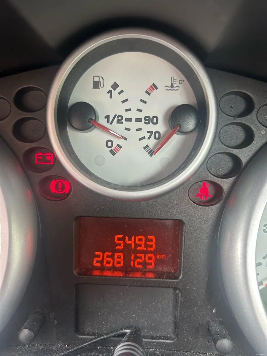 Peugeot 207 - Image 3