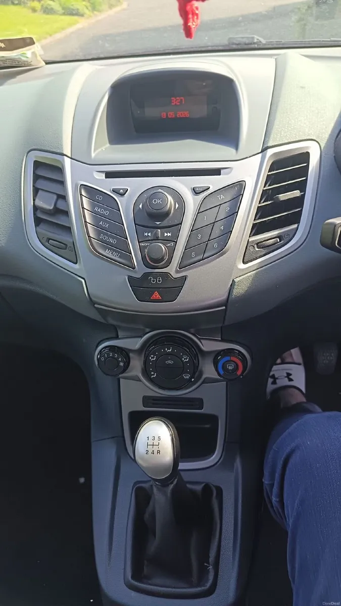 Ford Fiesta 2011 - Image 4