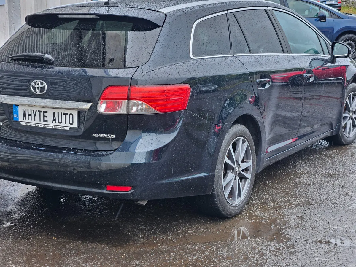 Toyota Avensis 2013 2.0 D4D - Image 4