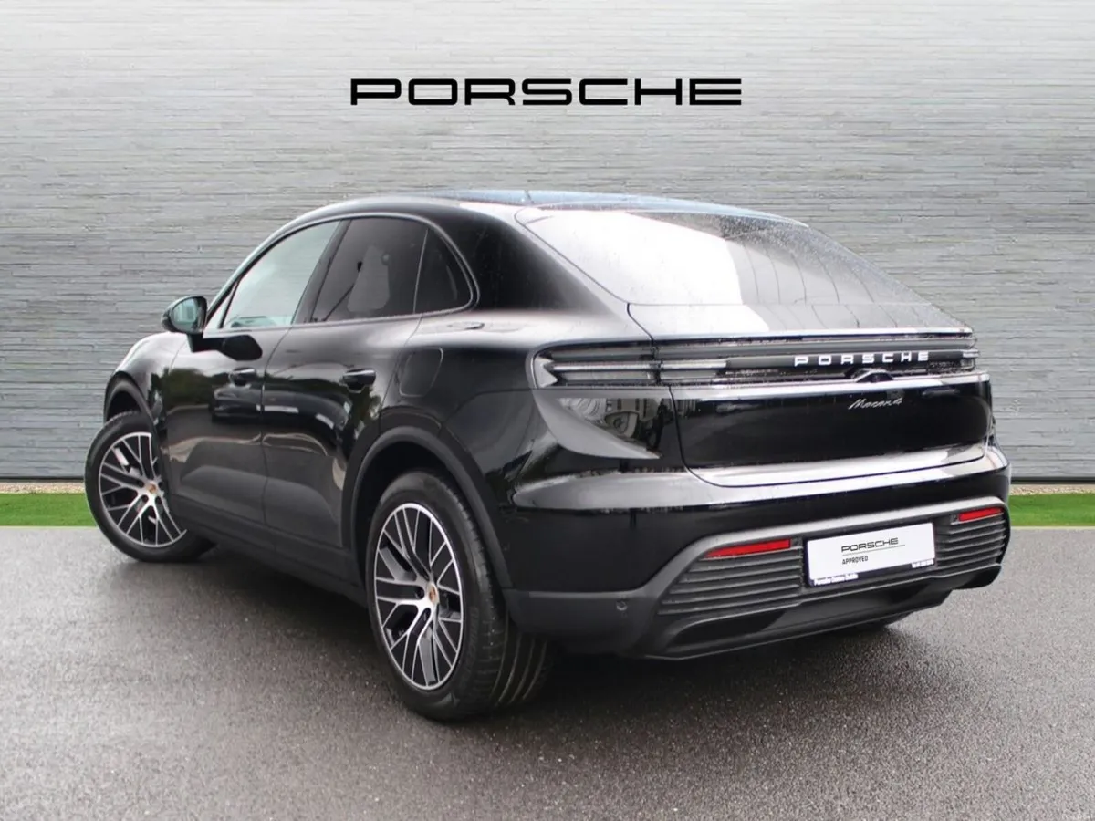 Porsche Macan Macan 4 - Image 3