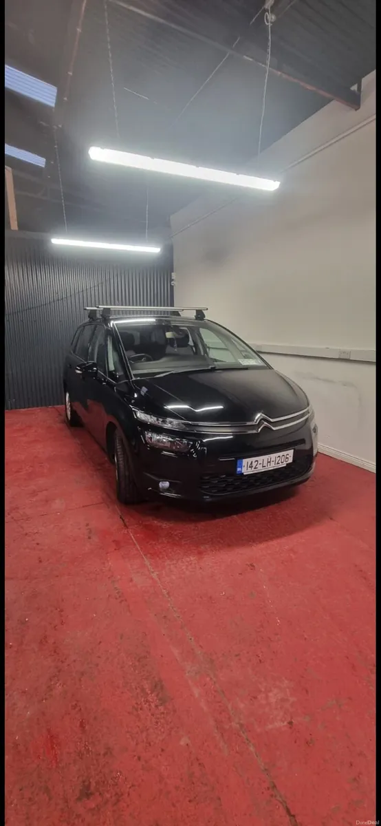 Citreon C4 Grand Picasso 7 seater - Image 1