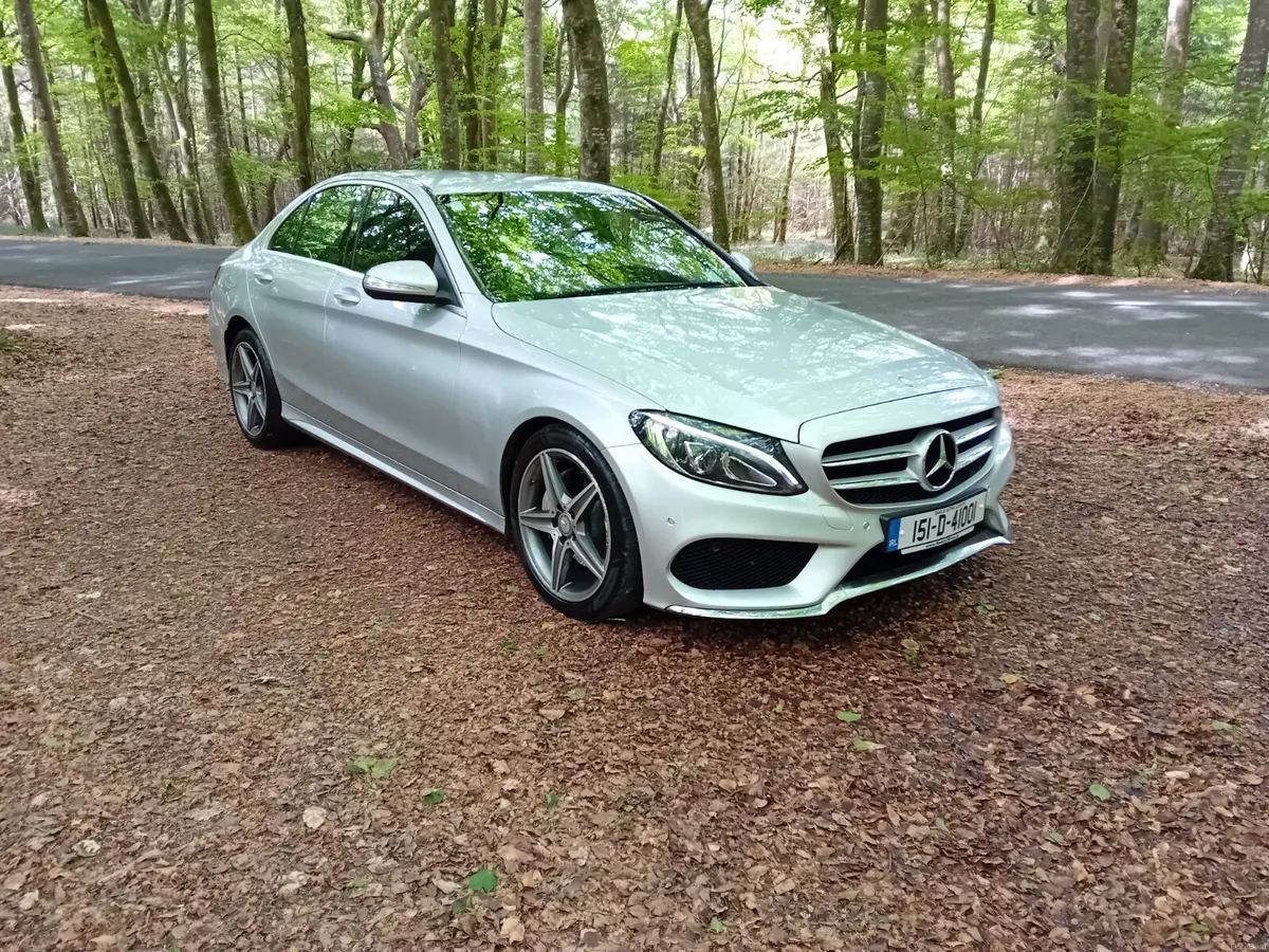 151 MERCEDES C220 CDI AUTO  AMG LINE  4 DOOR - Image 3