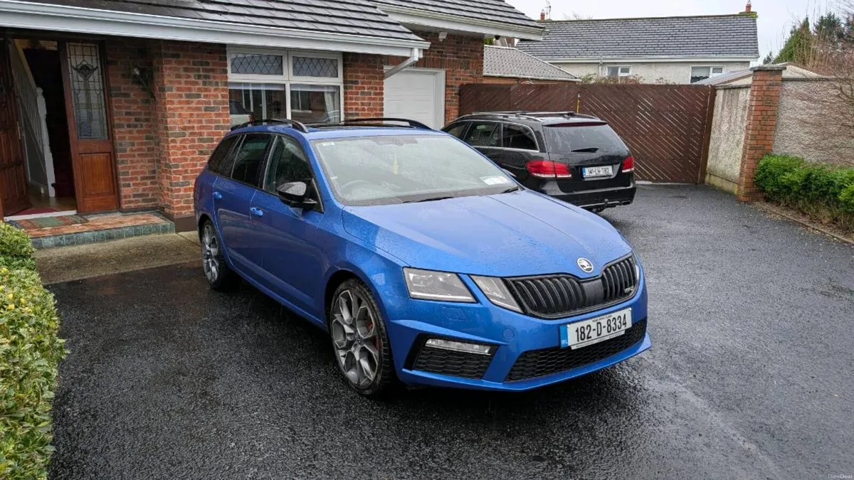Skoda Octavia vRS Combi Challenge Edition - Image 2
