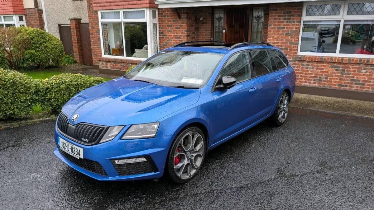 Skoda Octavia vRS Combi Challenge Edition - Image 4