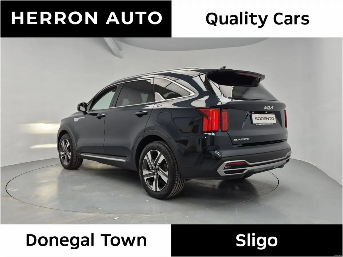 Kia Sorento 1.6 PHEV K3 4X4 7 seats - Image 4