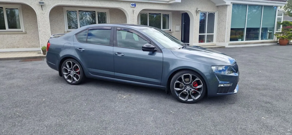 Skoda Octavia 2.0 TDi VRS Challenge 6 Speed - Image 1