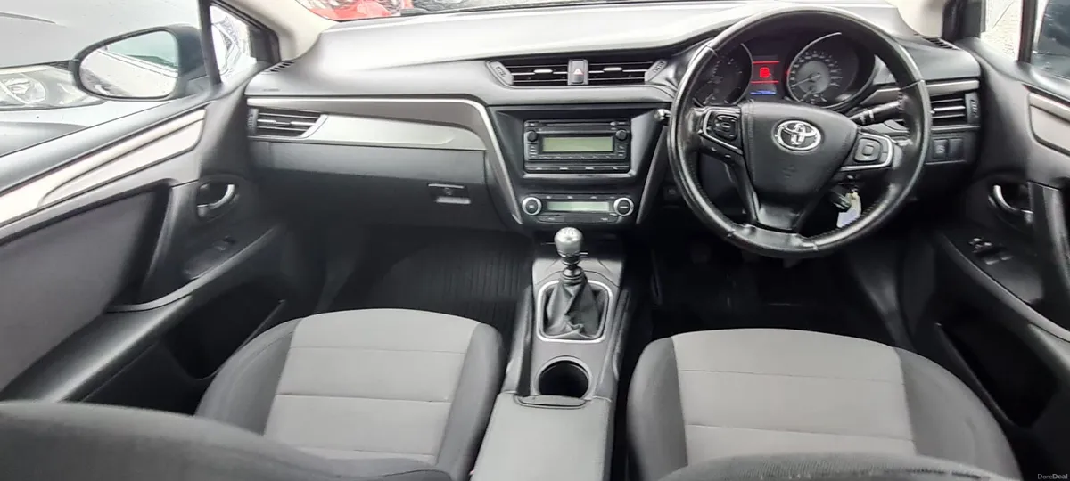 Toyota Avensis 2015 - Image 6