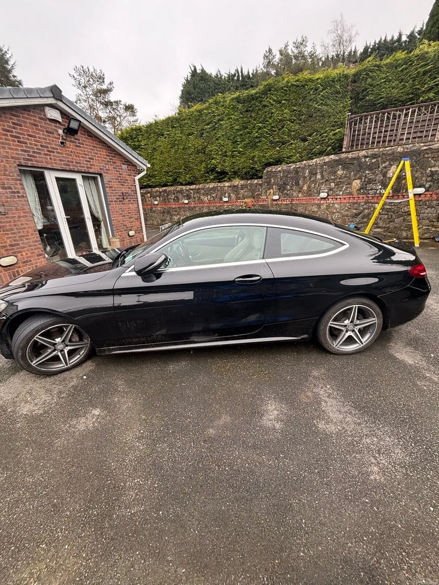 Mercedes AMG C-class 220 - Image 3