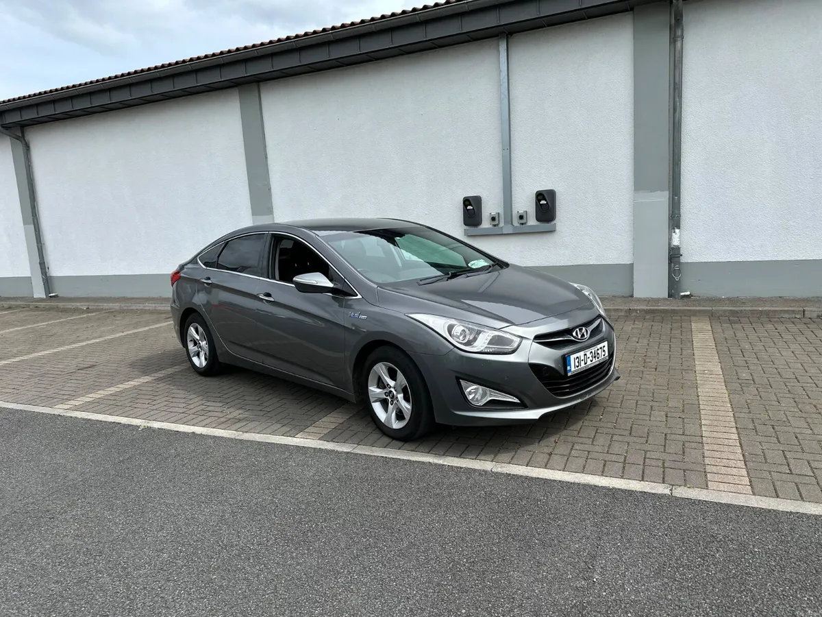 Hyundai i40 2013 new nct - Image 1